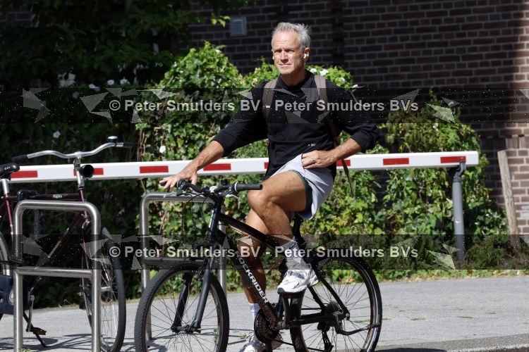 Amsterdam 28 juli 2026
Jaap Jongbloed op de fiets in Amsterdam zuid