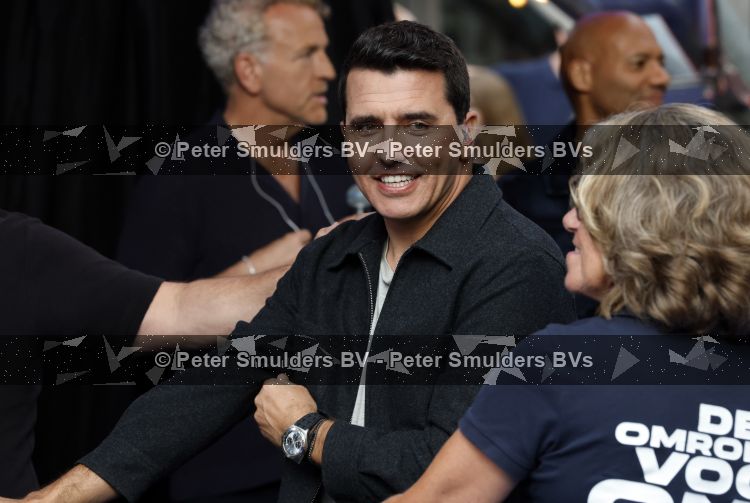Zwolle 8 juli 2026
Muziekfeest op het Plein. jan Smit treedt op en presenteert het programma 
