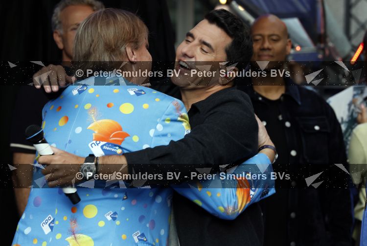 Zwolle 8 juli 2026
Muziekfeest op het Plein. jan Smit treedt op en presenteert het programma . Jan Smit en Jan Paparazzi
