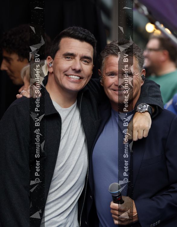 Zwolle 8 juli 2026
Muziekfeest op het Plein. jan Smit treedt op en presenteert het programma . Jan Smit en Wolter Kroes 