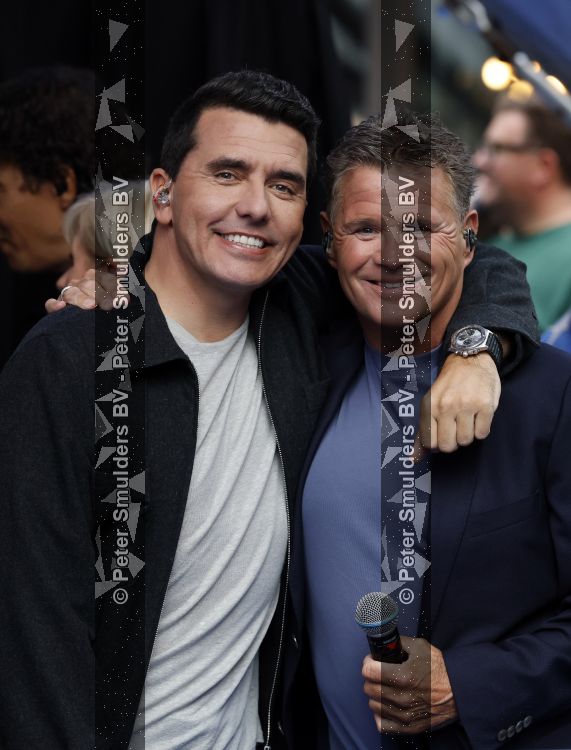 Zwolle 8 juli 2026
Muziekfeest op het Plein. jan Smit treedt op en presenteert het programma . Jan Smit en Wolter Kroes 