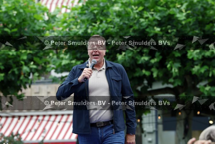 Zwolle 8 juli 2026
Muziekfeest op het Plein. Jannes