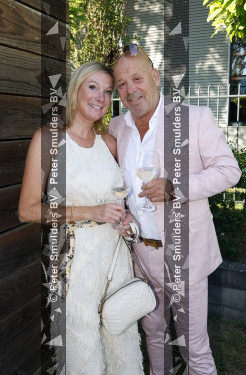 Lijnden 1 juli 2026
Feestje van een fish named Fred die geld ophalen voor make a wish. Jean Paul B&B vol liefde met nieuwe vriendin