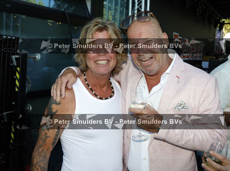 Lijnden 1 juli 2026
Feestje van een fish named Fred die geld ophalen voor make a wish. Jean Paul B&B vol liefde en Toni Peroni