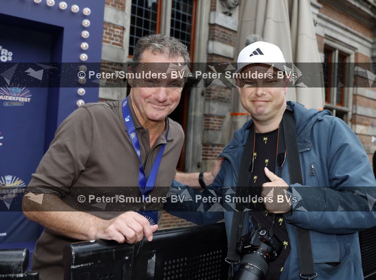 Zwolle 8 juli 2026
Muziekfeest op het Plein. John de Bever en Kees de Bever