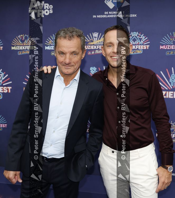 Zwolle 8 juli 2026
Muziekfeest op het Plein. John de Bever en Kees de Bever