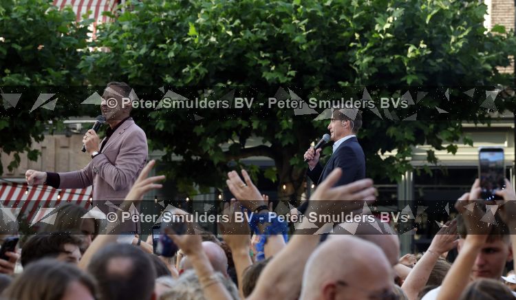 Zwolle 8 juli 2026
Muziekfeest op het Plein. John de Bever en Kees de Bever