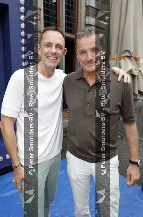 Zwolle, 8 Juli 2026
Muziekfeest Grote Markt
John de Bever met Kees de Bever