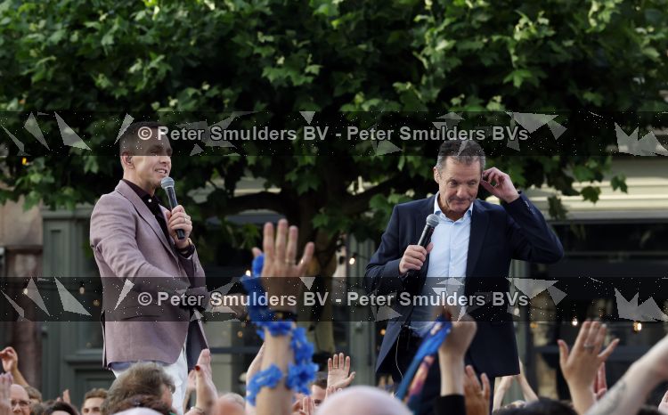Zwolle, 8 Juli 2026
Muziekfeest Grote Markt
John de Bever en Kees de Bever