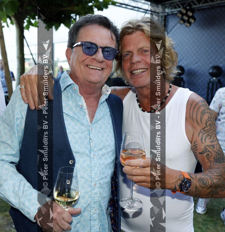 Lijnden 1 juli 2026
Feestje van een fish named Fred die geld ophalen voor make a wish. Johnny Kraaykamp jr en Toni Peroni