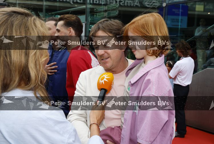 Amsterdam 31 mei 2026
Premiere Rutger Thomas en Paco 2 in Pathe Arena . Johnny de Mol kwam met zijn vrouw Anouk de Mol en hun kinderen Johnny jr Fender en Kiki 