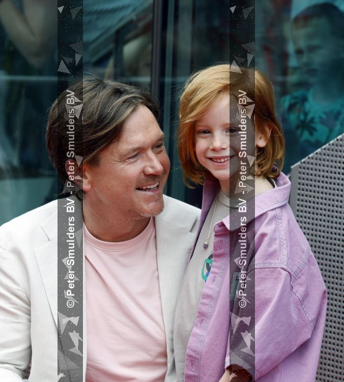 Amsterdam 31 mei 2026
Premiere Rutger Thomas en Paco 2 in Pathe Arena . Johnny de Mol kwam met zijn vrouw Anouk de Mol en hun kinderen Johnny jr Fender en Kiki 