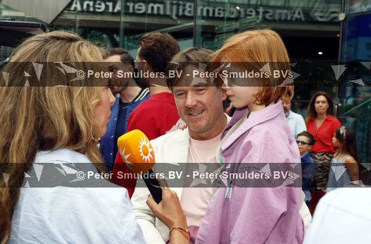 Amsterdam 31 mei 2026
Premiere Rutger Thomas en Paco 2 in Pathe Arena . Johnny de Mol kwam met zijn vrouw Anouk de Mol en hun kinderen Johnny jr Fender en Kiki 