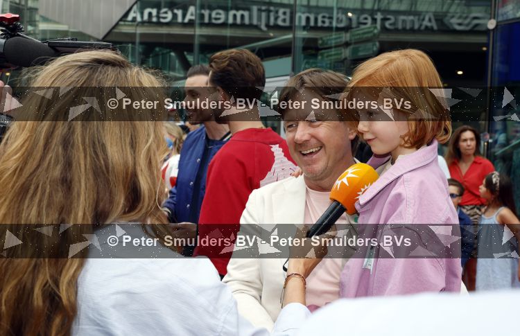 Amsterdam 31 mei 2026
Premiere Rutger Thomas en Paco 2 in Pathe Arena . Johnny de Mol kwam met zijn vrouw Anouk de Mol en hun kinderen Johnny jr Fender en Kiki 