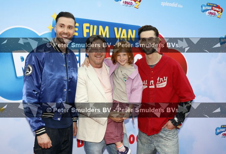Amsterdam 31 mei 2026
Premiere Rutger Thomas en Paco 2 in Pathe Arena . Johnny de Mol kwam met zijn vrouw Anouk de Mol en hun kinderen Johnny jr Fender en Kiki 
