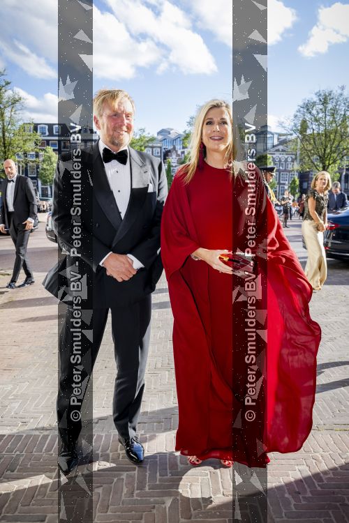 Amsterdam 2 juli 2026
Zijne Majesteit de Koning Willem Alexander en Hare Majesteit Koningin Maxima zijn aanwezig bij het gala van het Nationale Ballet ter ere van het afscheid van directeur Ted Brandsen. OOk burgemeester Femke Halsema en Commisaris v d Koningin Arthur v Dijk zijn aanwezig . 