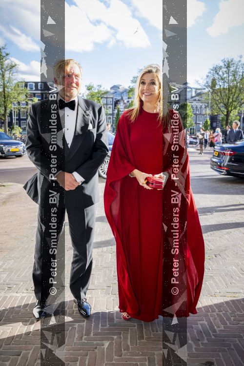 Amsterdam 2 juli 2026
Zijne Majesteit de Koning Willem Alexander en Hare Majesteit Koningin Maxima zijn aanwezig bij het gala van het Nationale Ballet ter ere van het afscheid van directeur Ted Brandsen. OOk burgemeester Femke Halsema en Commisaris v d Koningin Arthur v Dijk zijn aanwezig . 