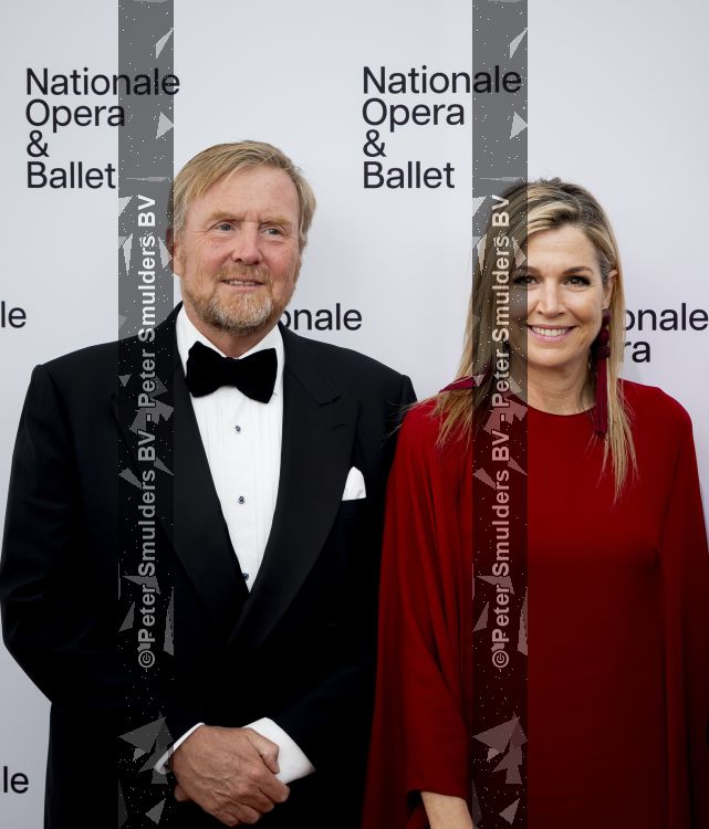 Amsterdam 2 juli 2026
Zijne Majesteit de Koning Willem Alexander en Hare Majesteit Koningin Maxima zijn aanwezig bij het gala van het Nationale Ballet ter ere van het afscheid van directeur Ted Brandsen. OOk burgemeester Femke Halsema en Commisaris v d Koningin Arthur v Dijk zijn aanwezig . 