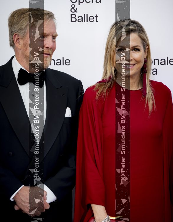 Amsterdam 2 juli 2026
Zijne Majesteit de Koning Willem Alexander en Hare Majesteit Koningin Maxima zijn aanwezig bij het gala van het Nationale Ballet ter ere van het afscheid van directeur Ted Brandsen. OOk burgemeester Femke Halsema en Commisaris v d Koningin Arthur v Dijk zijn aanwezig . 