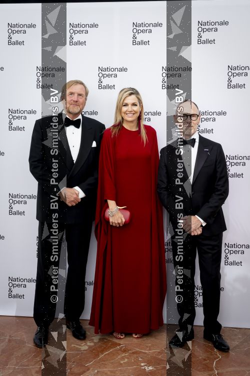 Amsterdam 2 juli 2026
Zijne Majesteit de Koning Willem Alexander en Hare Majesteit Koningin Maxima zijn aanwezig bij het gala van het Nationale Ballet ter ere van het afscheid van directeur Ted Brandsen. OOk burgemeester Femke Halsema en Commisaris v d Koningin Arthur v Dijk zijn aanwezig . 