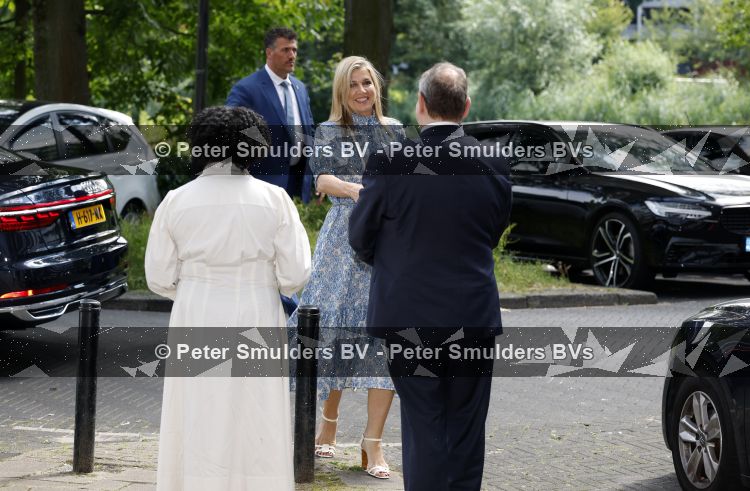 Amsterdam 9 juli 2027
Koningin Maxima op bezoek in de Bijlmer . Ze gaat ook met de fiets naar de andere locatie.