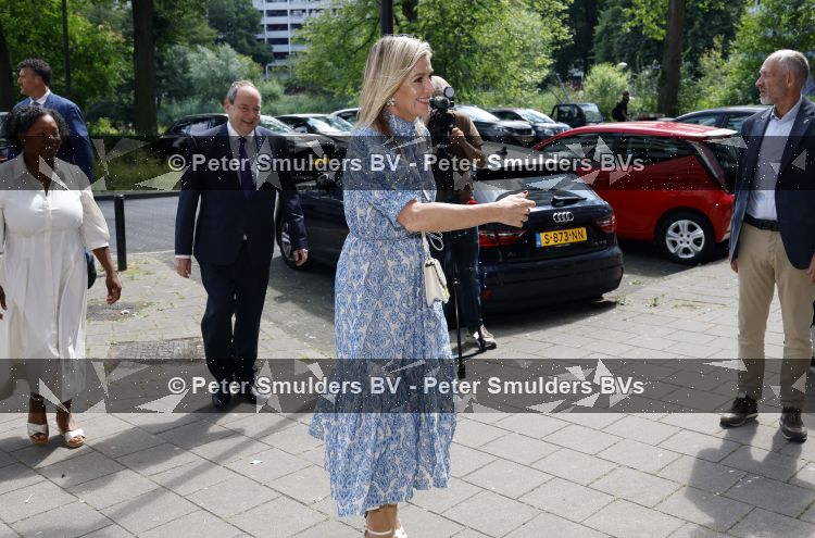 Amsterdam 9 juli 2027
Koningin Maxima op bezoek in de Bijlmer . Ze gaat ook met de fiets naar de andere locatie.