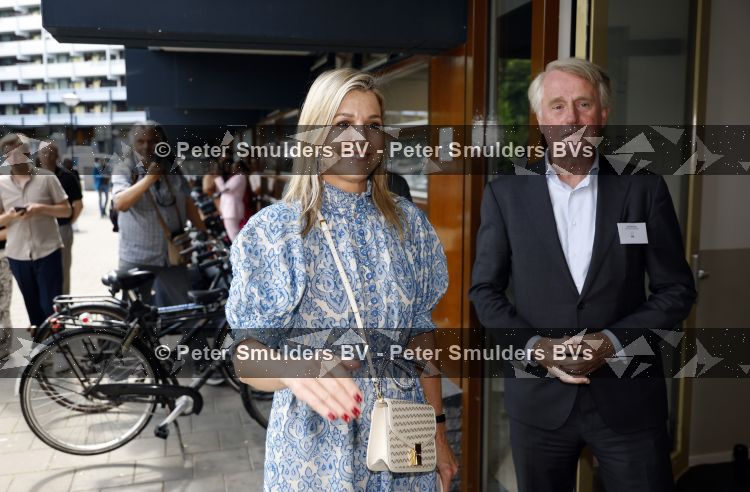 Amsterdam 9 juli 2027
Koningin Maxima op bezoek in de Bijlmer . Ze gaat ook met de fiets naar de andere locatie.