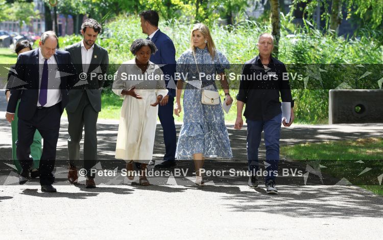 Amsterdam 9 juli 2027
Koningin Maxima op bezoek in de Bijlmer . Ze gaat ook met de fiets naar de andere locatie.