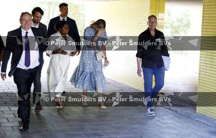 Amsterdam 9 juli 2027
Koningin Maxima op bezoek in de Bijlmer . Ze gaat ook met de fiets naar de andere locatie.
