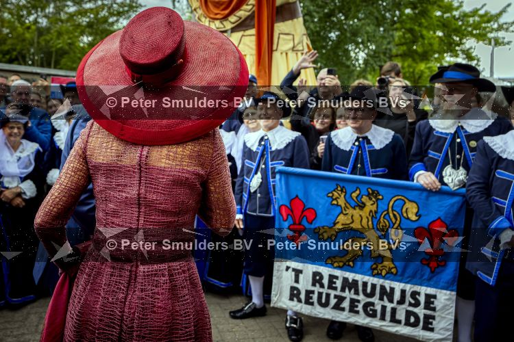 ROERMOND 19 mei 2026 Koning Willem Alexander en Koningin Maxima brengen een streekbezoek aan de gemeenten Maasgouw, Echt-Susteren, Roerdalen en Roermond. Tijdens het streekbezoek bezoekt het paar de schutterij in Wessem, Abdij Lilbosch in Echt, het smalste stukje Nederland in Illikhoven en Roermond, 19 Mei 2026. 