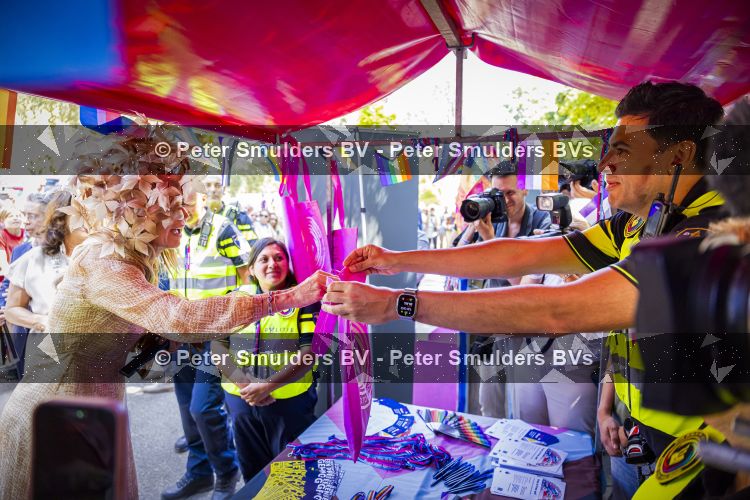 Amsterdam 25 jkuli 2026
Koningin Maxima opent pride Amsterdam 2026