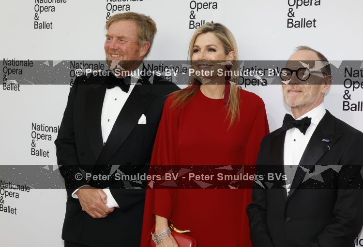 Amsterdam 2 juli 2026
Zijne Majesteit de Koning Willem Alexander en Hare Majesteit Koningin Maxima zijn aanwezig bij het gala van het Nationale Ballet ter ere van het afscheid van directeur Ted Brandsen. OOk burgemeester Femke Halsema en Commisaris v d Koningin Arthur v Dijk zijn aanwezig . Jessica Durlacher 