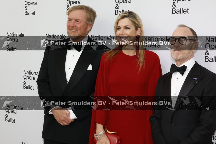 Amsterdam 2 juli 2026
Zijne Majesteit de Koning Willem Alexander en Hare Majesteit Koningin Maxima zijn aanwezig bij het gala van het Nationale Ballet ter ere van het afscheid van directeur Ted Brandsen. OOk burgemeester Femke Halsema en Commisaris v d Koningin Arthur v Dijk zijn aanwezig . Jessica Durlacher 