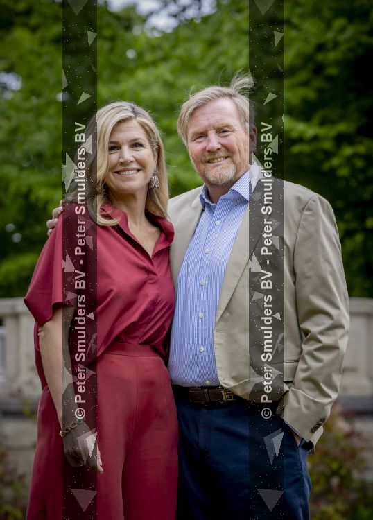 Den Haag 21 mei 2026
Fotouurtje met de koninklijke familie in de Hollandse tuin van Park Clingendael . Aanwezig Koning Willem Alexander Koningin Maxima Prinses Amalia Prinses Alexia en Prinses Ariane . 