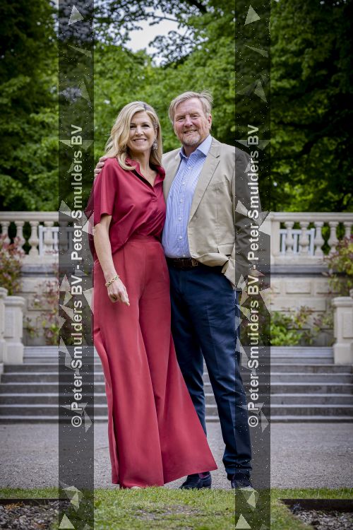 Den Haag 21 mei 2026
Fotouurtje met de koninklijke familie in de Hollandse tuin van Park Clingendael . Aanwezig Koning Willem Alexander Koningin Maxima Prinses Amalia Prinses Alexia en Prinses Ariane . 