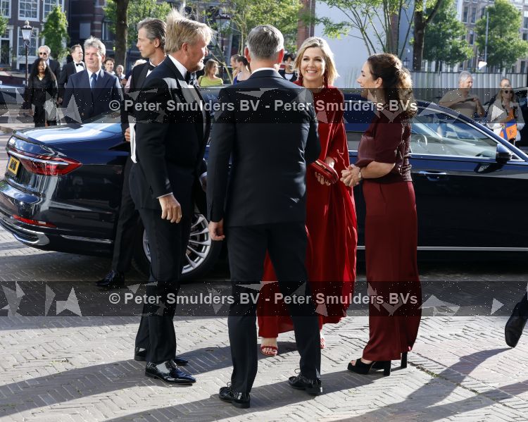 Amsterdam 2 juli 2026
Zijne Majesteit de Koning Willem Alexander en Hare Majesteit Koningin Maxima zijn aanwezig bij het gala van het Nationale Ballet ter ere van het afscheid van directeur Ted Brandsen. OOk burgemeester Femke Halsema en Commisaris v d Koningin Arthur v Dijk zijn aanwezig . Jessica Durlacher 