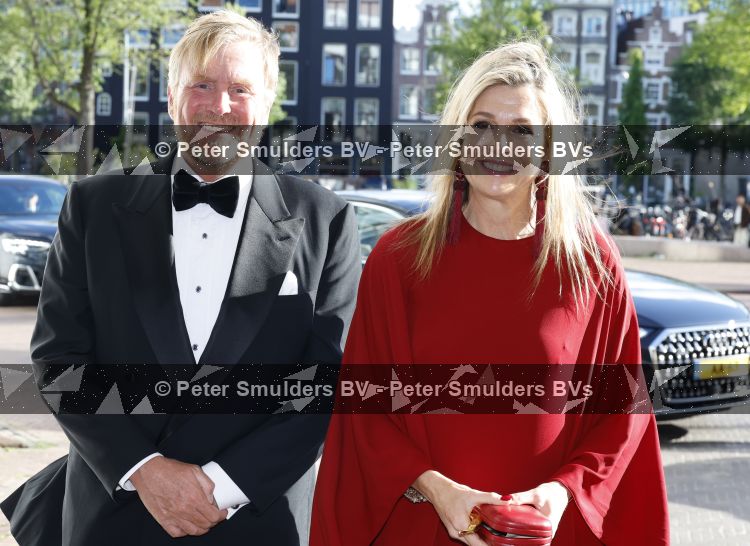 Amsterdam 2 juli 2026
Zijne Majesteit de Koning Willem Alexander en Hare Majesteit Koningin Maxima zijn aanwezig bij het gala van het Nationale Ballet ter ere van het afscheid van directeur Ted Brandsen. OOk burgemeester Femke Halsema en Commisaris v d Koningin Arthur v Dijk zijn aanwezig . Jessica Durlacher 