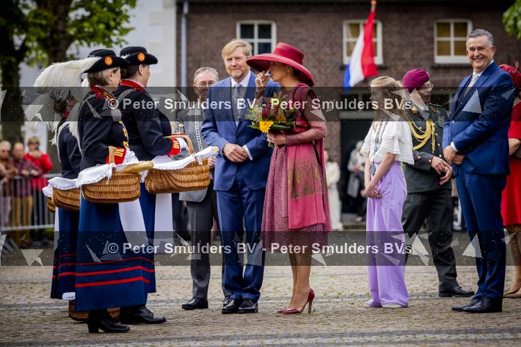 ROERMOND 19 mei 2026 Koning Willem Alexander en Koningin Maxima brengen een streekbezoek aan de gemeenten Maasgouw, Echt-Susteren, Roerdalen en Roermond. Tijdens het streekbezoek bezoekt het paar de schutterij in Wessem, Abdij Lilbosch in Echt, het smalste stukje Nederland in Illikhoven en Roermond, 19 Mei 2026. 