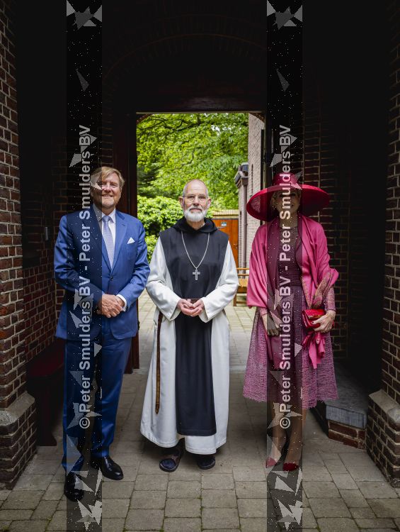 ROERMOND 19 mei 2026 Koning Willem Alexander en Koningin Maxima brengen een streekbezoek aan de gemeenten Maasgouw, Echt-Susteren, Roerdalen en Roermond. Tijdens het streekbezoek bezoekt het paar de schutterij in Wessem, Abdij Lilbosch in Echt, het smalste stukje Nederland in Illikhoven en Roermond, 19 Mei 2026. 