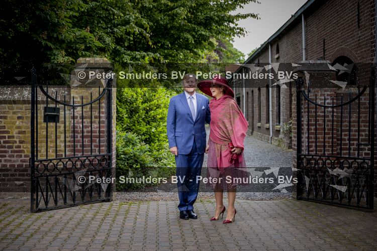 ROERMOND 19 mei 2026 Koning Willem Alexander en Koningin Maxima brengen een streekbezoek aan de gemeenten Maasgouw, Echt-Susteren, Roerdalen en Roermond. Tijdens het streekbezoek bezoekt het paar de schutterij in Wessem, Abdij Lilbosch in Echt, het smalste stukje Nederland in Illikhoven en Roermond, 19 Mei 2026. 