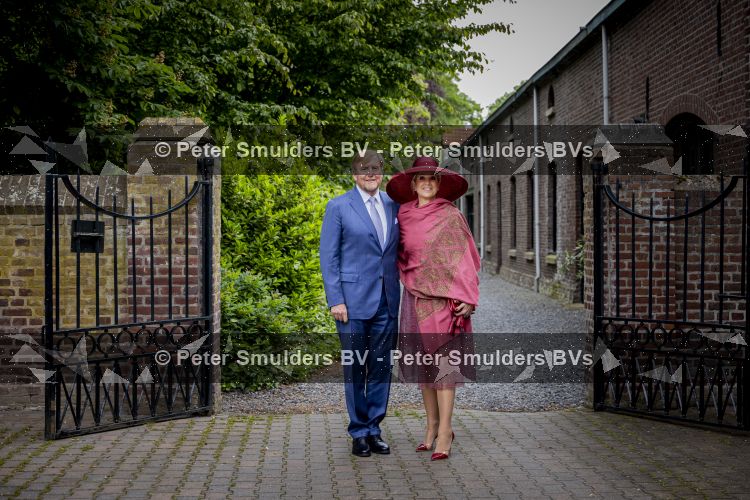 ROERMOND 19 mei 2026 Koning Willem Alexander en Koningin Maxima brengen een streekbezoek aan de gemeenten Maasgouw, Echt-Susteren, Roerdalen en Roermond. Tijdens het streekbezoek bezoekt het paar de schutterij in Wessem, Abdij Lilbosch in Echt, het smalste stukje Nederland in Illikhoven en Roermond, 19 Mei 2026. 