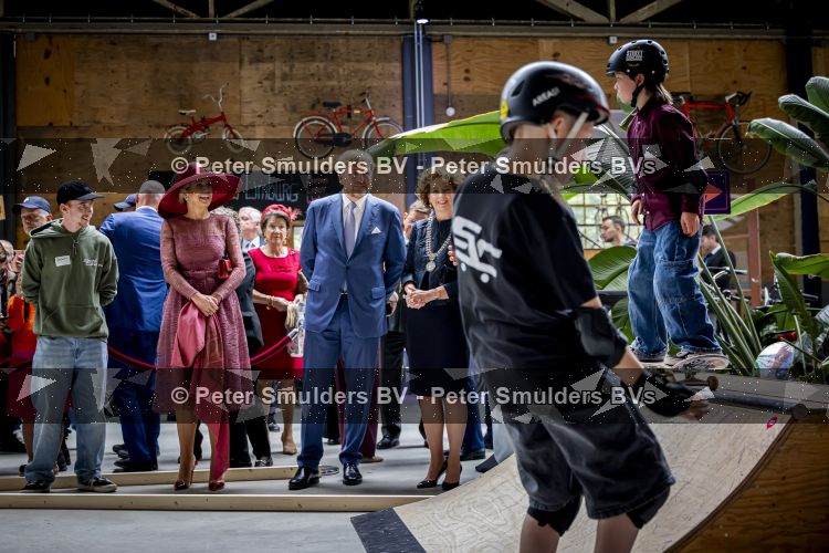 ROERMOND 19 mei 2026 Koning Willem Alexander en Koningin Maxima brengen een streekbezoek aan de gemeenten Maasgouw, Echt-Susteren, Roerdalen en Roermond. Tijdens het streekbezoek bezoekt het paar de schutterij in Wessem, Abdij Lilbosch in Echt, het smalste stukje Nederland in Illikhoven en Roermond, 19 Mei 2026. 