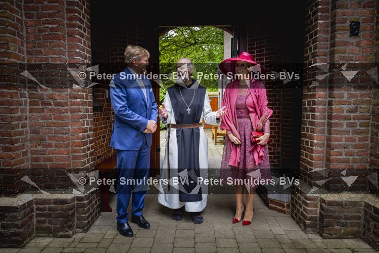 ROERMOND 19 mei 2026 Koning Willem Alexander en Koningin Maxima brengen een streekbezoek aan de gemeenten Maasgouw, Echt-Susteren, Roerdalen en Roermond. Tijdens het streekbezoek bezoekt het paar de schutterij in Wessem, Abdij Lilbosch in Echt, het smalste stukje Nederland in Illikhoven en Roermond, 19 Mei 2026. 