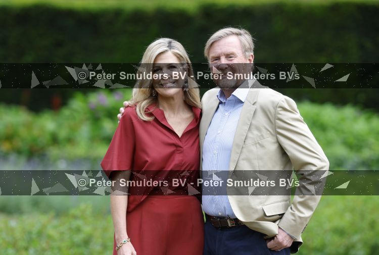 Den Haag 21 mei 2026
Fotouurtje met de koninklijke familie in de Hollandse tuin van Park Clingendael . Aanwezig Koning Willem Alexander Koningin Maxima Prinses Amalia Prinses Alexia en Prinses Ariane . 