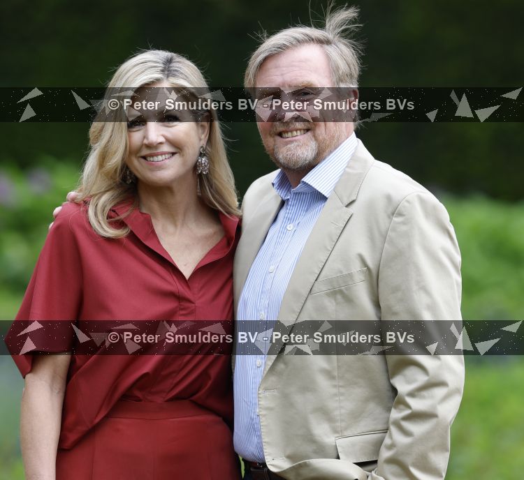 Den Haag 21 mei 2026
Fotouurtje met de koninklijke familie in de Hollandse tuin van Park Clingendael . Aanwezig Koning Willem Alexander Koningin Maxima Prinses Amalia Prinses Alexia en Prinses Ariane . 