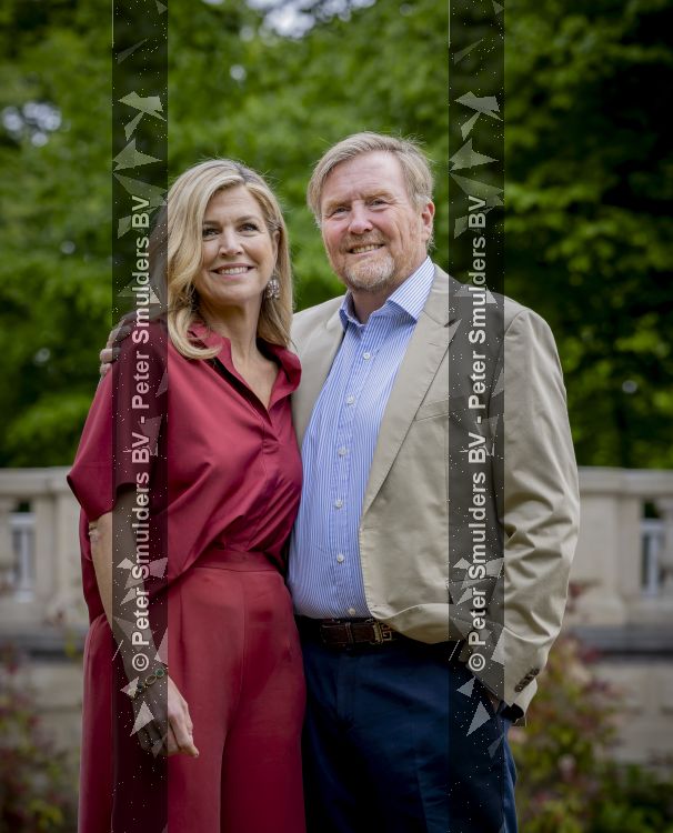 Den Haag 21 mei 2026
Fotouurtje met de koninklijke familie in de Hollandse tuin van Park Clingendael . Aanwezig Koning Willem Alexander Koningin Maxima Prinses Amalia Prinses Alexia en Prinses Ariane . 