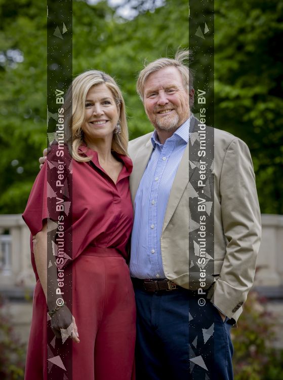 Den Haag 21 mei 2026
Fotouurtje met de koninklijke familie in de Hollandse tuin van Park Clingendael . Aanwezig Koning Willem Alexander Koningin Maxima Prinses Amalia Prinses Alexia en Prinses Ariane . 