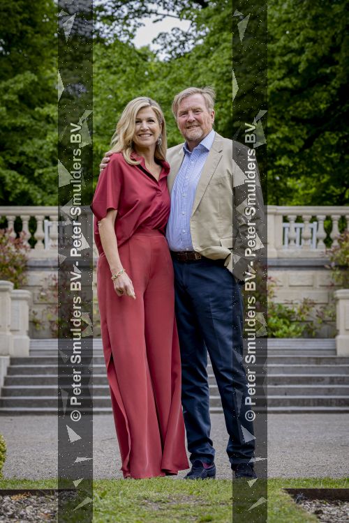 Den Haag 21 mei 2026
Fotouurtje met de koninklijke familie in de Hollandse tuin van Park Clingendael . Aanwezig Koning Willem Alexander Koningin Maxima Prinses Amalia Prinses Alexia en Prinses Ariane . 