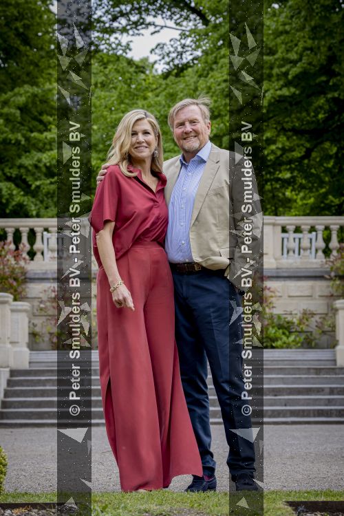 Den Haag 21 mei 2026
Fotouurtje met de koninklijke familie in de Hollandse tuin van Park Clingendael . Aanwezig Koning Willem Alexander Koningin Maxima Prinses Amalia Prinses Alexia en Prinses Ariane . 