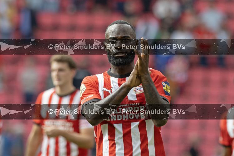 Eindhoven, 23 augustus 2026
Vriendenloterij Eredivisie
PSV - FC Groningen eindstand 5-1
Lutsharel Geertruida

Foto Carlo van Hout